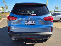 2021 LDV
D90 Executive