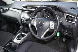 2015 Nissan
QASHQAI ST