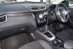 2015 Nissan
QASHQAI ST