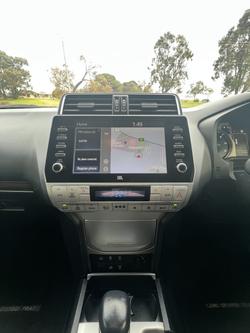 2022 Toyota Landcruiser Prado VX
