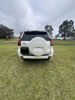 2022 Toyota Landcruiser Prado VX