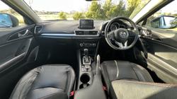 2016 Mazda
3 SP25