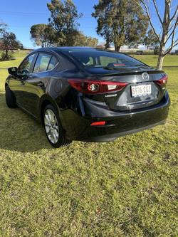 2016 Mazda
3 SP25