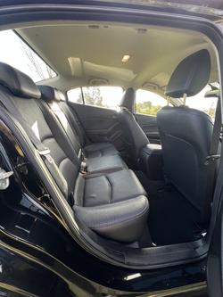 2016 Mazda
3 SP25
