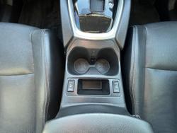 2015 Nissan
X-TRAIL ST-L