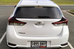 2016 Toyota
Corolla Ascent Sport