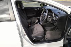 2016 Toyota
Corolla Ascent Sport