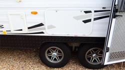 2012 Newlands Onyx white