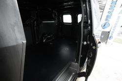2023 LDV
G10 +