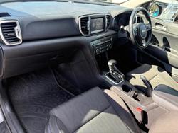 2017 Kia
Sportage Si