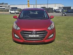 2015 Hyundai
                i30 Active