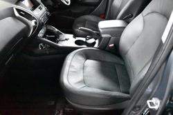 2013 Hyundai
                ix35 SE