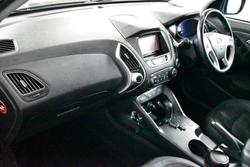 2013 Hyundai
                ix35 SE
