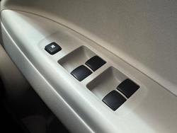 2013 Mitsubishi
Mirage LS