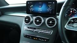 2022 Mercedes-Benz
GLC-Class GLC200