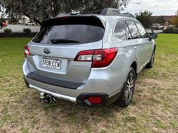 2019 Subaru
Outback 2.5i