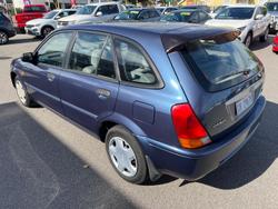 2000 Ford
Laser LXi