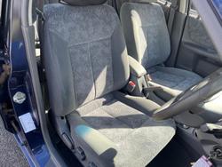 2000 Ford
Laser LXi