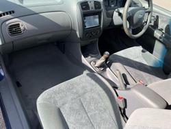 2000 Ford
Laser LXi