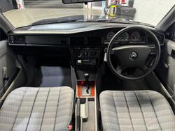 1993 Mercedes-Benz 180E W201 Blue