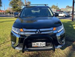 2017 Mitsubishi
Outlander LS Safety Pack