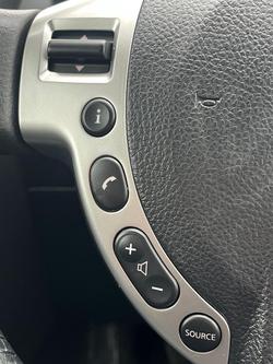 2013 Nissan
Dualis ST