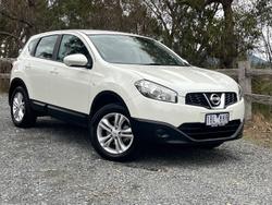 2013 Nissan
Dualis ST