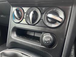 2013 Nissan
Dualis ST