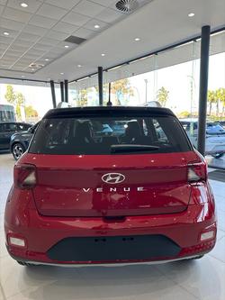 2025 Hyundai Venue Elite QX.V5 MY25 ULTIMATE RED + ABYSS BLACK TTR