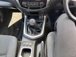 2019 Nissan
Navara ST