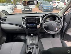 2017 Mitsubishi
Triton GLX+