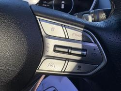 2022 Hyundai
Santa Fe Highlander