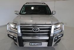 2020 Toyota
                Landcruiser GXL