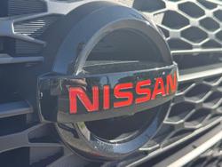 2025 Nissan
Navara PRO-4X