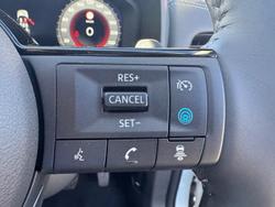 2025 Nissan X-TRAIL N-TREK T33 MY25 4X4 On Demand Ivory Pearl / Black Roof