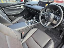 2025 Mazda
3 G25 Astina