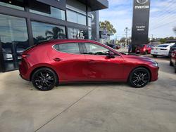 2025 Mazda
3 G25 Astina