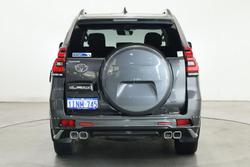 2019 Toyota
                Landcruiser Prado Kakadu