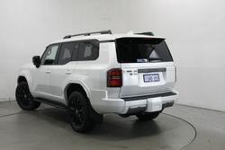 2024 Toyota
                Landcruiser Prado VX