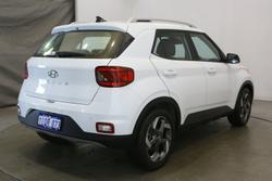 2022 Hyundai
Venue Active