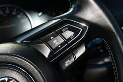 2019 Mazda
CX-5 Akera