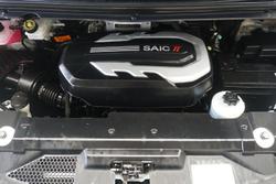 2023 LDV
                G10 +