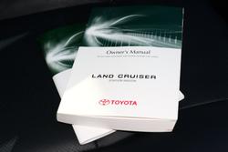 2021 Toyota
                Landcruiser Sahara