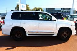 2021 Toyota
                Landcruiser Sahara