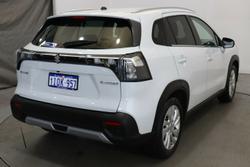 2024 Suzuki
                S-Cross 
