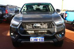 2024 Toyota
Hilux SR5 Hi-Rider
