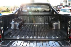 2024 Toyota
Hilux SR5 Hi-Rider