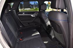2024 Volkswagen
Touareg R