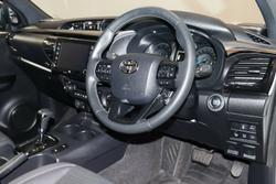 2022 Toyota
Hilux Rogue