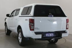 2021 Isuzu
                D-MAX LS-M
